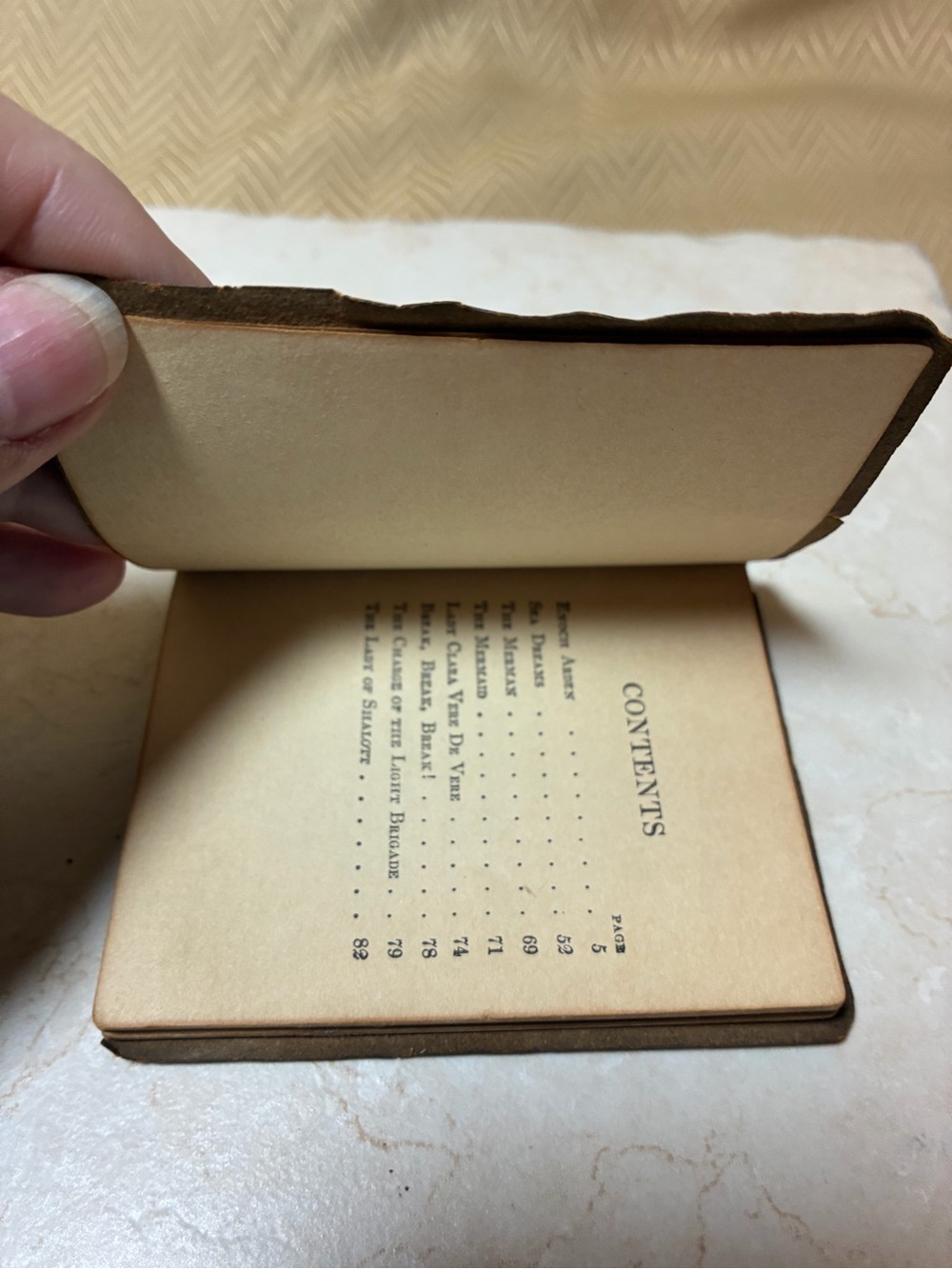 2 Antique Pocket Poetry Books - - Picture 4 of 9